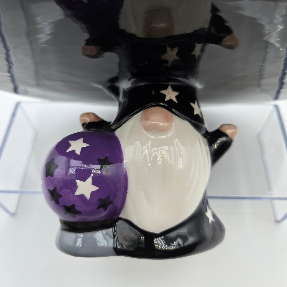 Cobwebs & Cauldrons Halloween Ceramic Gnome Wizard Crystal Ball Cake Stand 8"